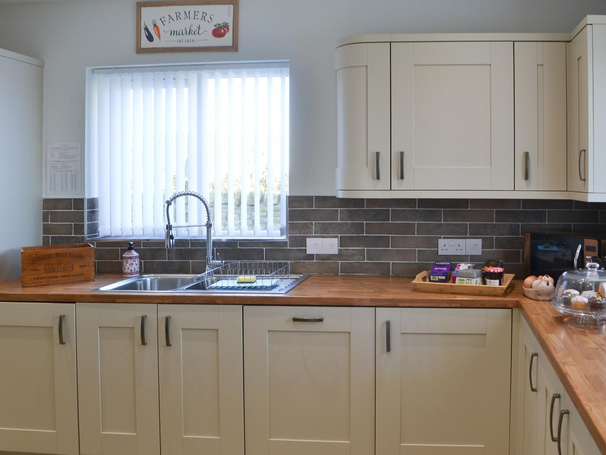 Red Hen Cottage Broomhill Екстер'єр фото